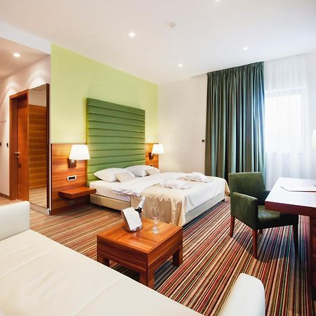 Hotel Sport Ivanić-Grad Extérieur photo