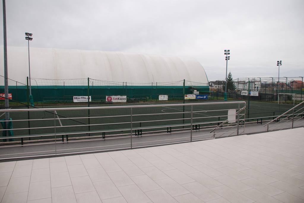 Hotel Sport Ivanić-Grad Extérieur photo